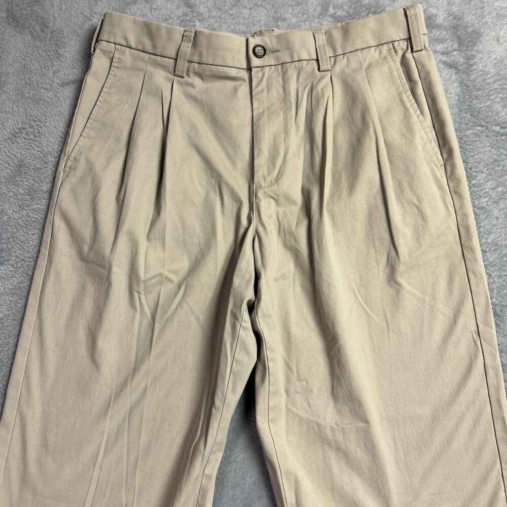 Croft & Barrow Chino Pants Men's 32x34 Beige Classic Fit Khaki Pleated Cotton - Picture 2 of 16